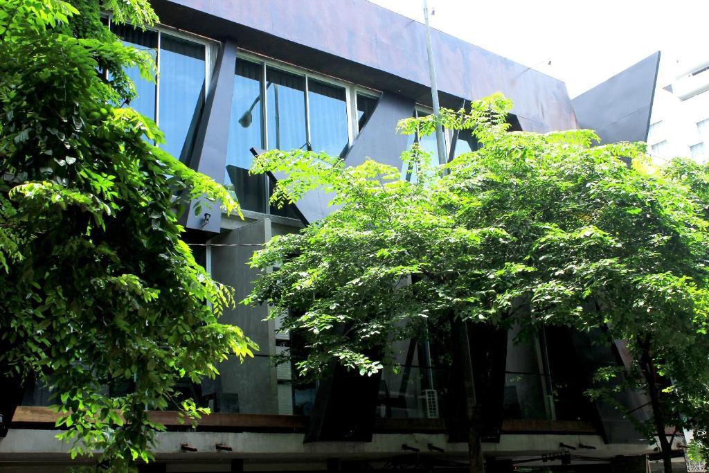 Thrive The Hostel : Patpong By The Belle Bangkok Eksteriør billede