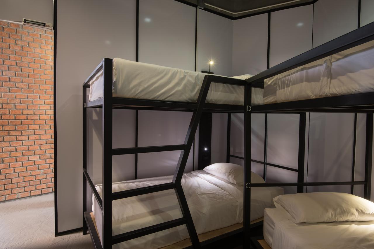 Thrive The Hostel : Patpong By The Belle Bangkok Eksteriør billede