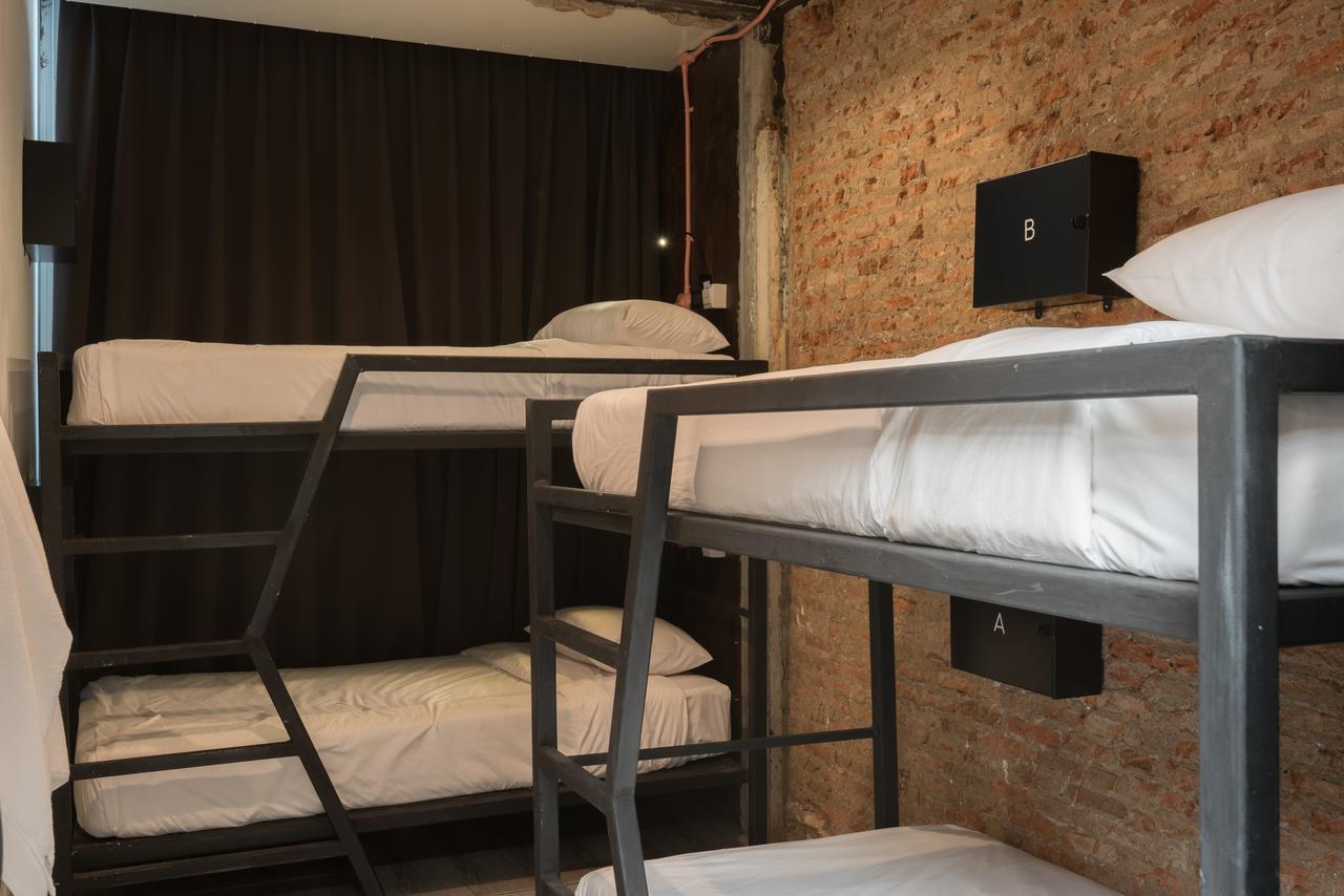 Thrive The Hostel : Patpong By The Belle Bangkok Eksteriør billede